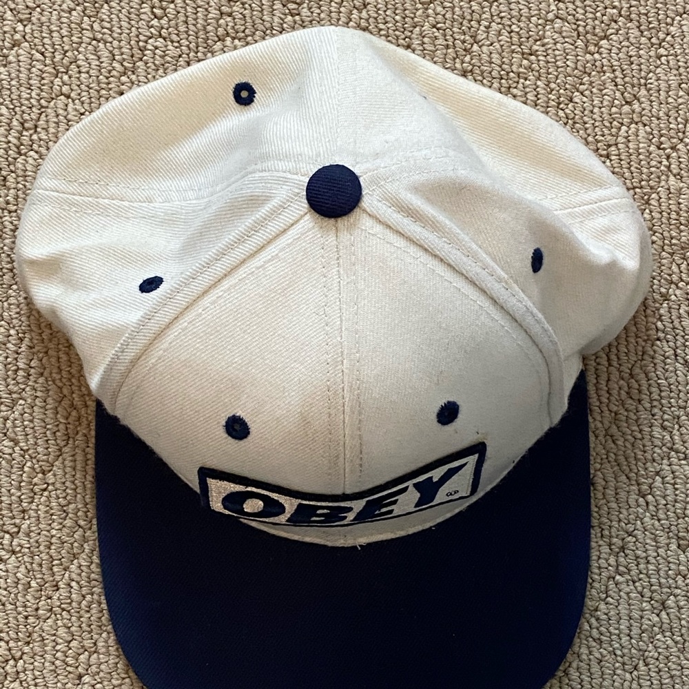 Obey Hat - Picture 2 of 4
